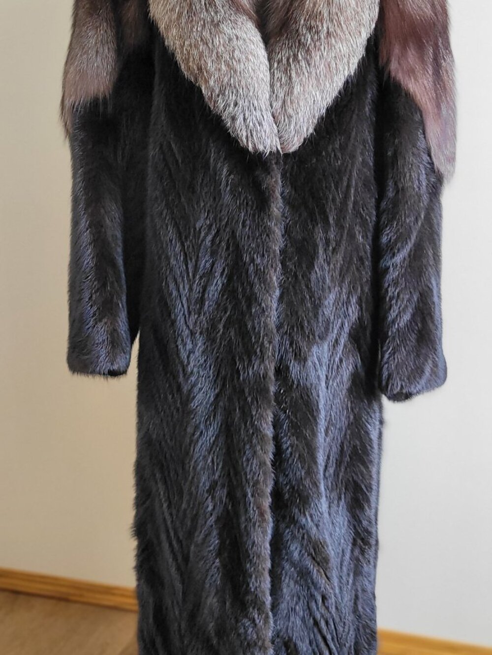 Ranch Mink Tail Coat, Indigo Fox Trim, Size 16